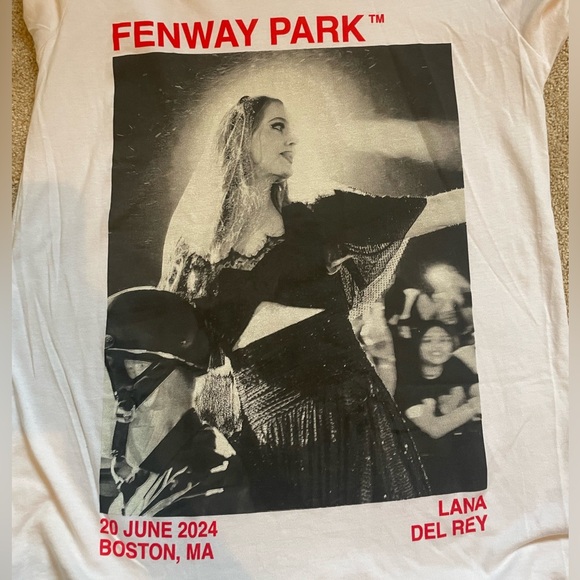 Lana del Rey official merch limited addition Fenway concert t-shirt - Picture 6 of 7